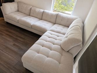 Sectional Couch With Delivery