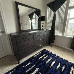 Dresser W/ Mirror 