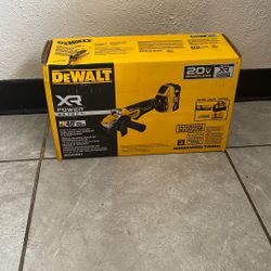 Dewalt XR Grinder Kit 