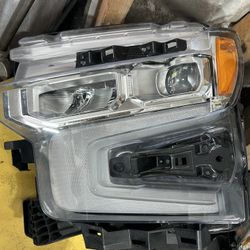 2023 Chevy Silverado Headlight 