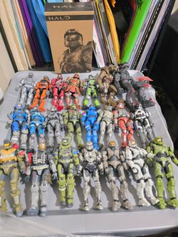 Halo Action Figure Collection Lot