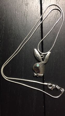 20” 925 Sterling Silver Plated Necklace with Emerald Green Laser Cut Swarovski Glass Crystal Eye Playboy Bunny Pendant