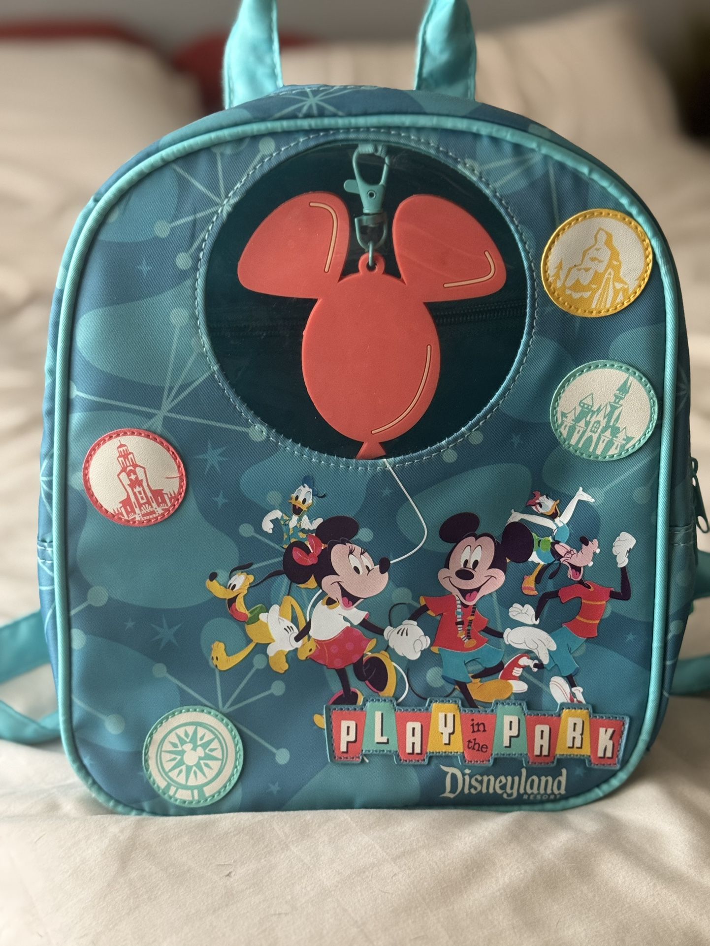 New Disneyland Play in The Park Backpack