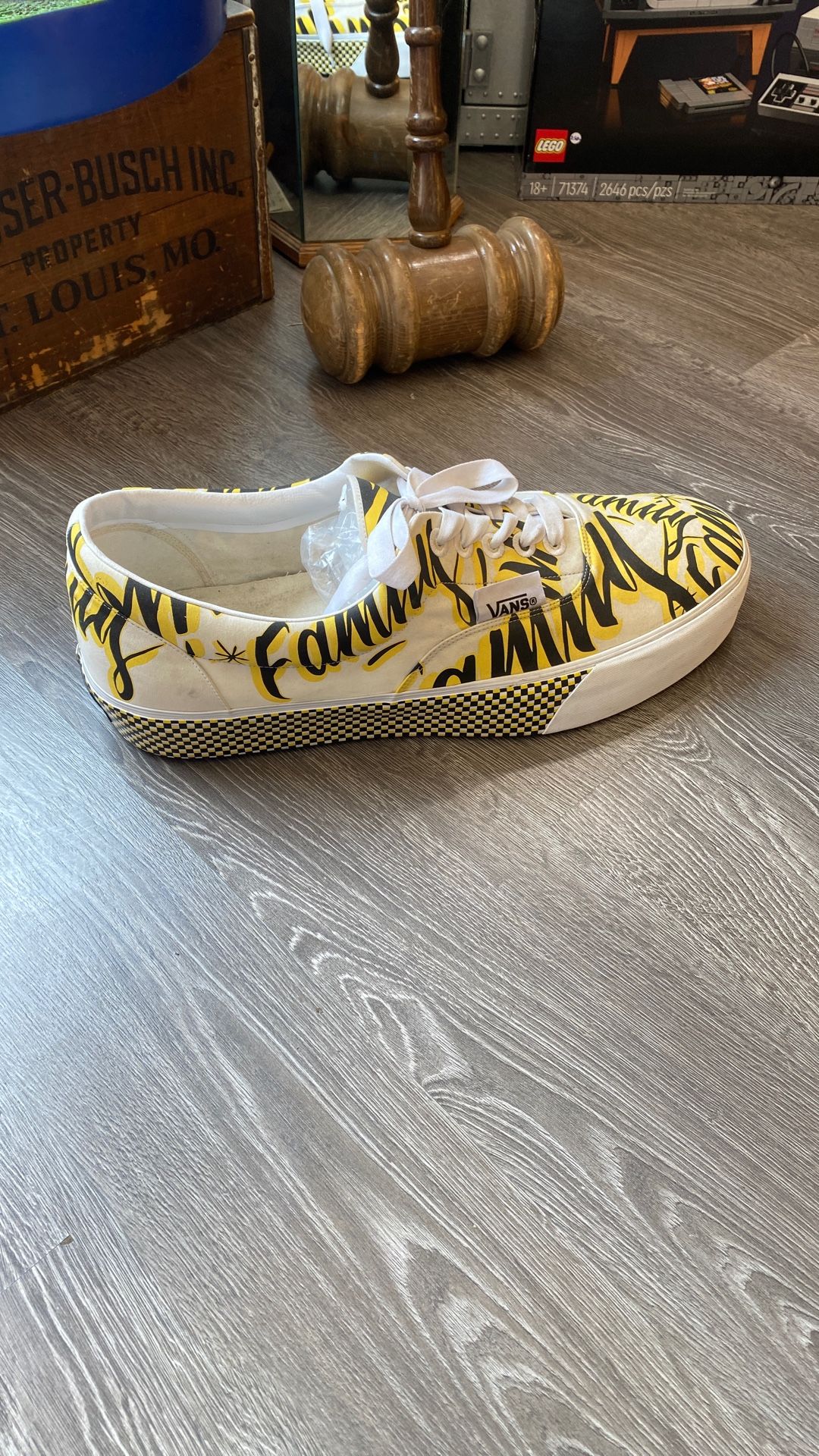 Giant Vans Authentic Shoe Family Display Shoe