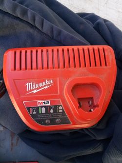 Milwaukee M12 charger