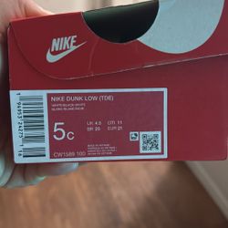 Toddle Size 5 Panda 🐼 NIKES BRAND NEW