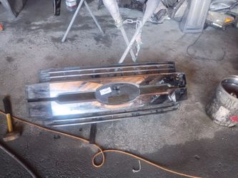 Front Grille Ford F250 /350 /450