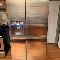 LG Refrigerator 