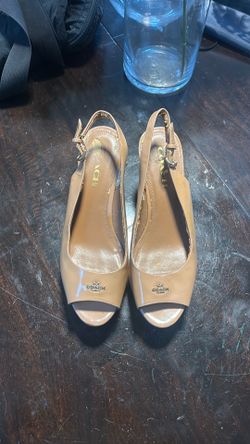 coach sandals