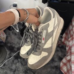 Reebok shoes