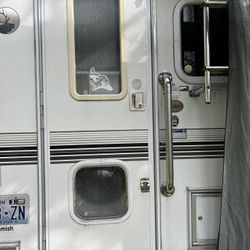 Camper