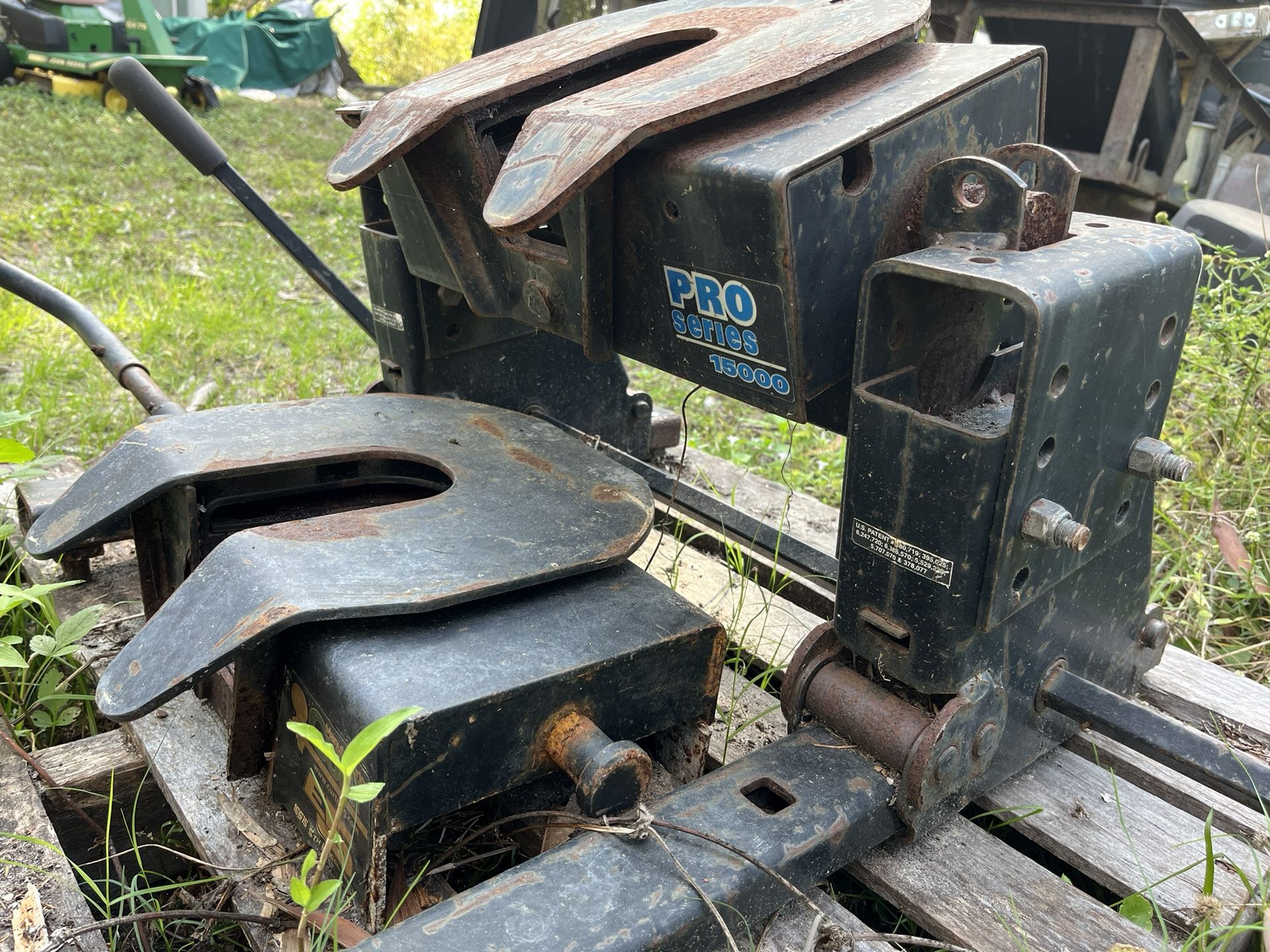 Reese Pro Fifth Wheel Trailer Hitch 15000