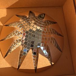 Mirrored party light