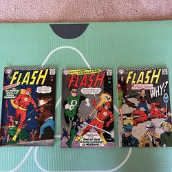 3 Vintage Comics FLASH 