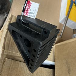 Haul-Master Solid Rubber Wheel Chock.