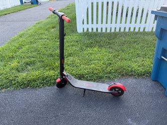 Segway Ninebot ES1 electric scooter