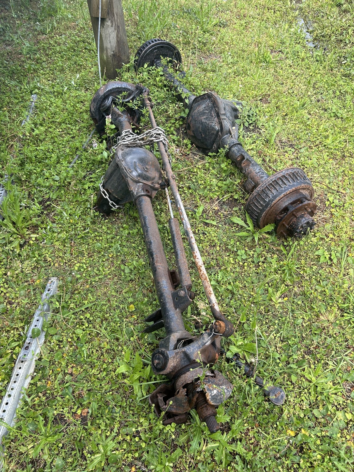 3500 Series Chevrolet 4WD Front Ends