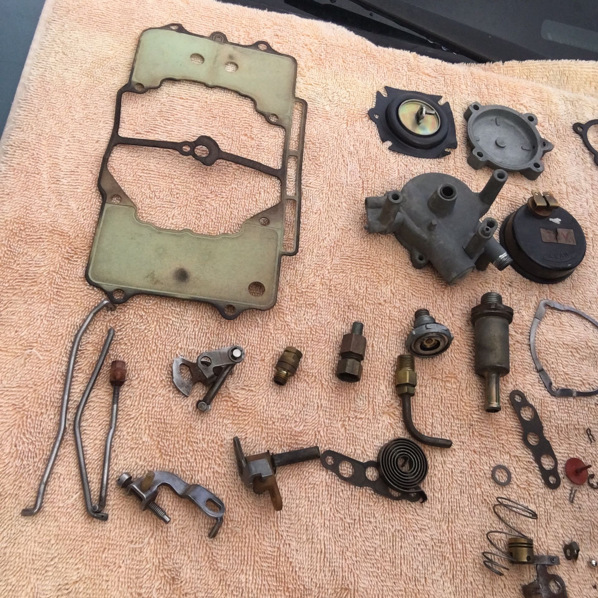 Autolite 4100 Carburetor For 289 Or FE Motors for Sale in San Gabriel