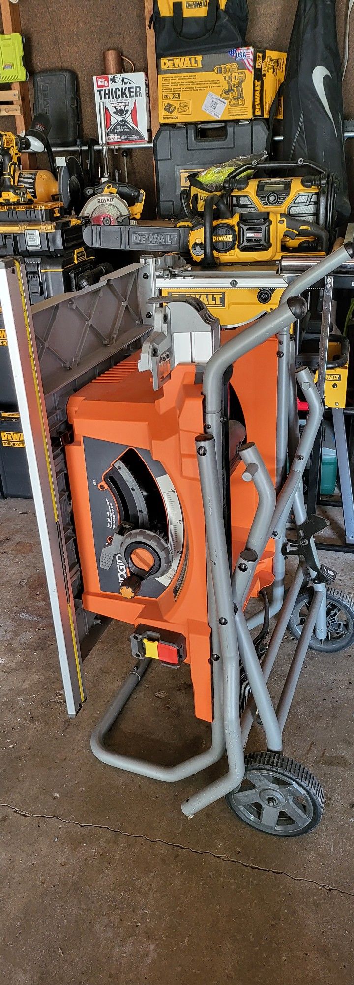 Ridgid 10 Inch Table Saw With Quickie Stand
