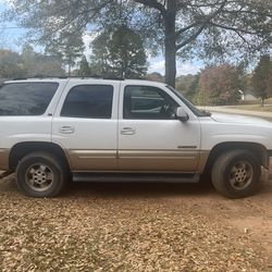 2001 Chevrolet Tahoe