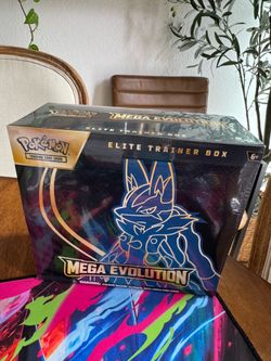 Mega lucario etb Pokemon