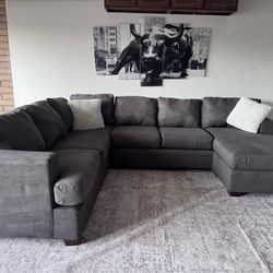 Living spaces gray sectional sofa couch sala