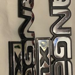 Fits 89-05 1(contact info removed) Ranger XLT Emblems Pair  (Broken Pin on one emblem)