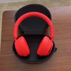 Beats Solo Pro