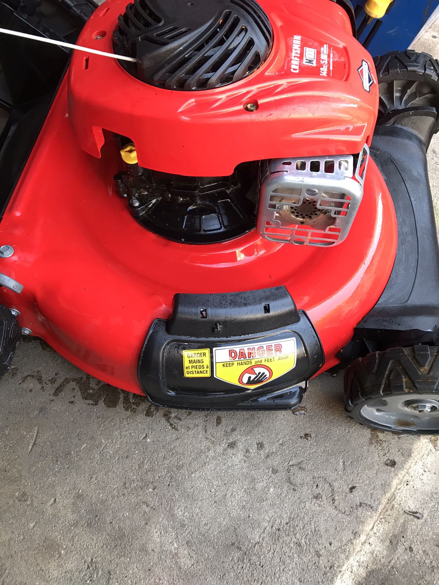 2022 Craftsman M100 Lawn Mower Used 2 Times for Sale in Penndel, PA