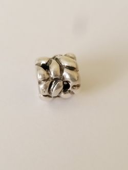 Pandora Knott Charm