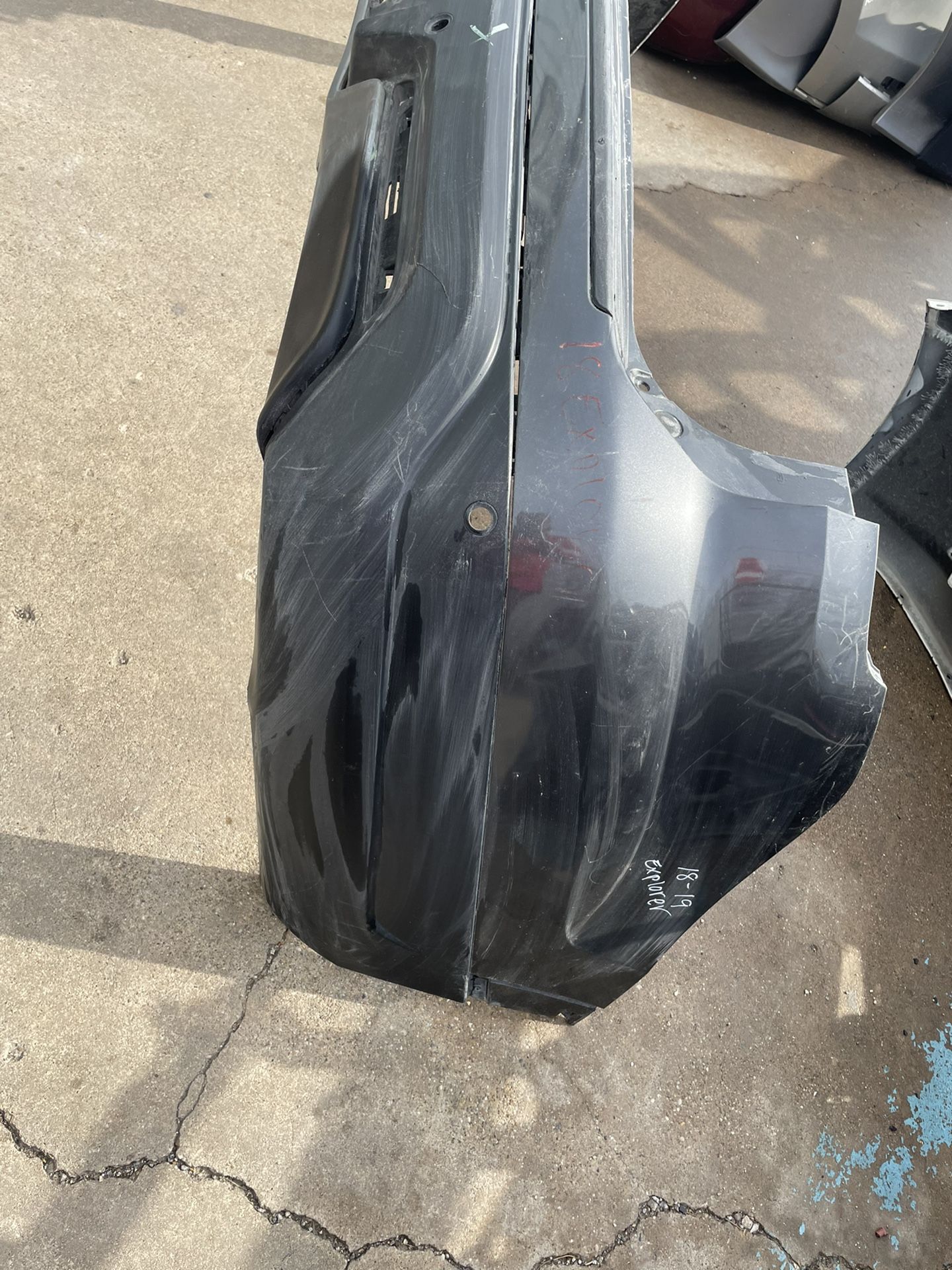 2018 2019 Ford Explorer Rear Bumper Parts for Sale in Dallas, TX - OfferUp