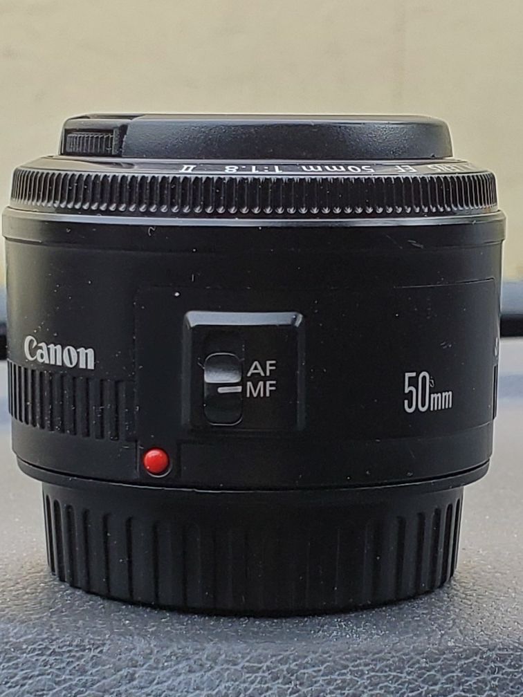 Canon 50mm 1.8 Lens-Nifty Fifty