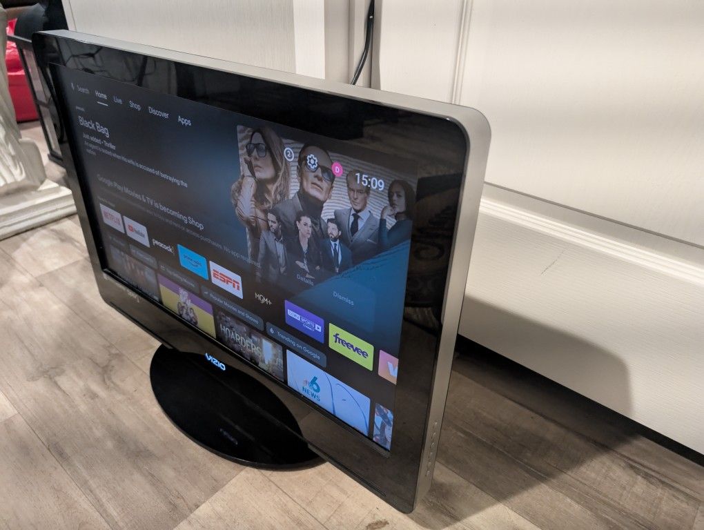 Vizio 26" 720p 60Hz LCD HDTV