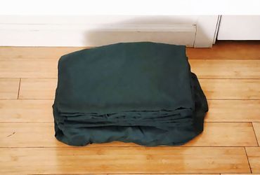 Room Essentials 100% Cotton Fitted Sheet  & 4 Regular size pillow Covers Set