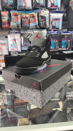 Air Jordan 5 size 7