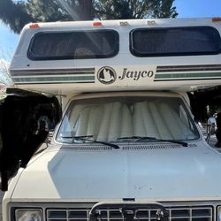 1985 Ford E-350 Jayco Mini 23