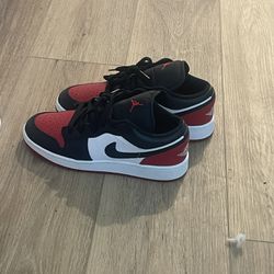 Nike/jordans 1’s