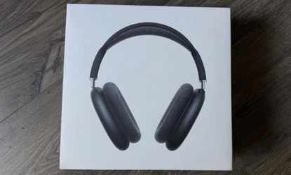 Apple AirPods Max Headphones