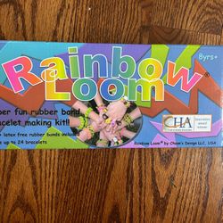 Rainbow Loom Bracelet Kit 600 Bands W/clips. Ages 8+