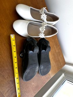 2 Pairs Girls Dress Shoes Size 2