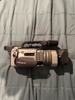 VX2000 SONY VIDEO CAMERA