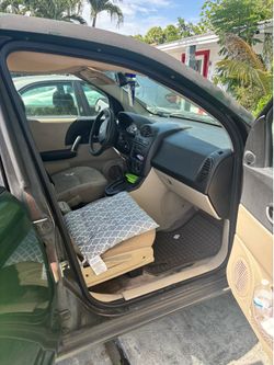 2004 Saturn VUE
