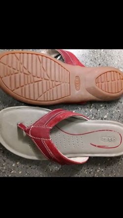 ☀️ NEW Women Keen Sedona Summertime Thong Sandals Red Size 7 Only $20