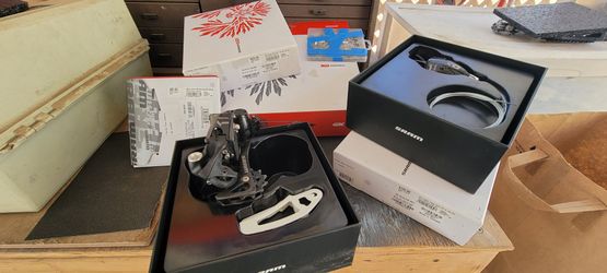 SRAM mtr  Group set