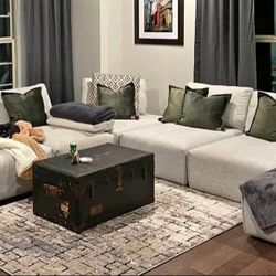 Beautiful Modular Sectional Couch 
