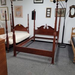 Queen 4 Post Bed 