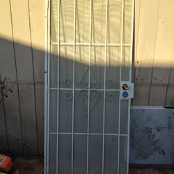 Gate Door