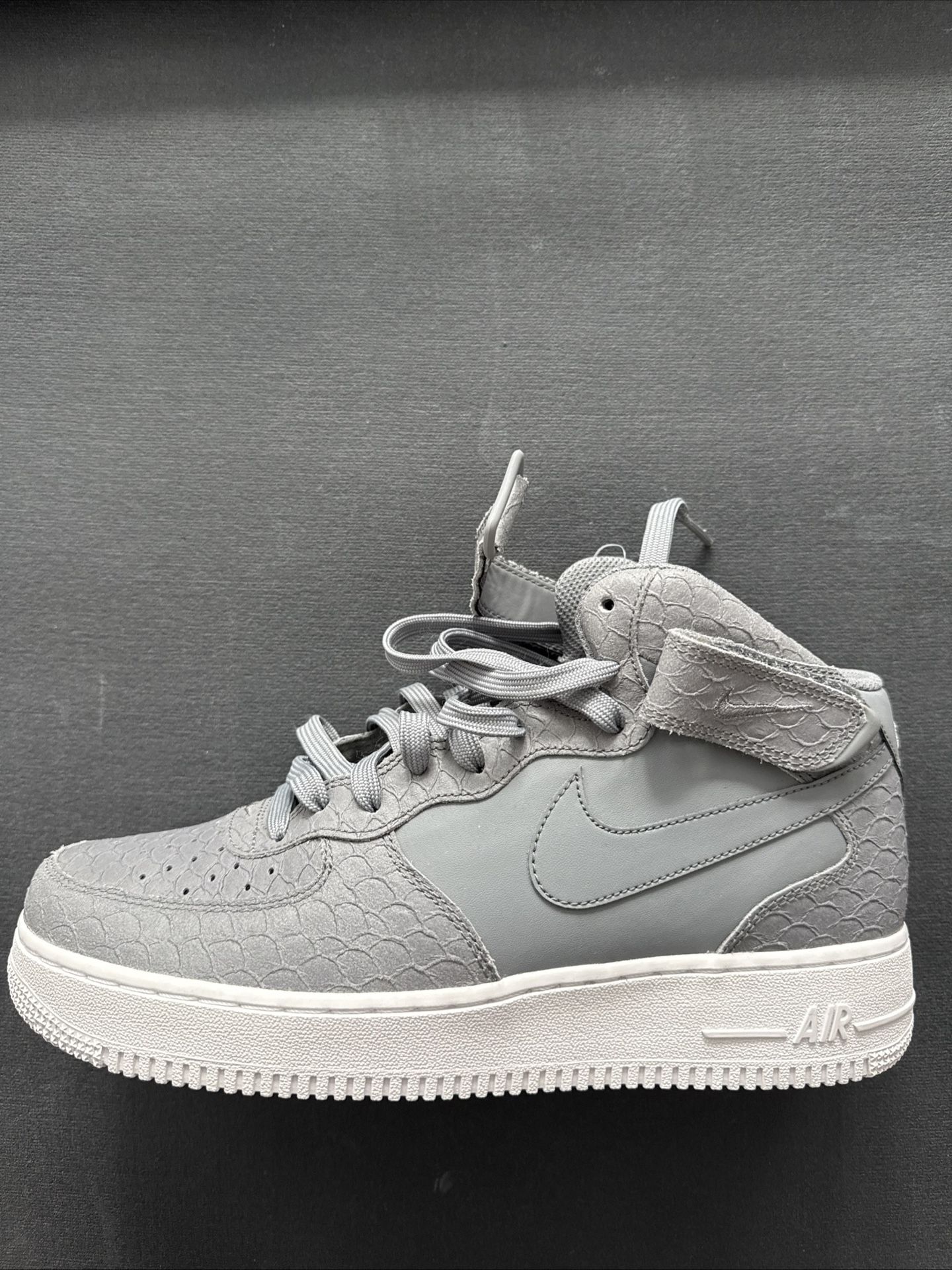 Nike Air Force 1 Mid Wolf Gray - Size 9 new without box