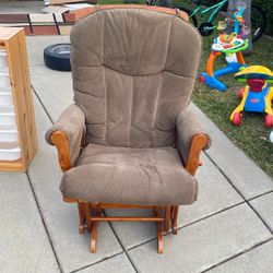 Rocking Chair 