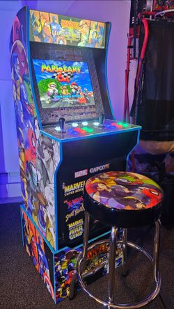 Marvel vs Capcom Arcade1up Cabinet With Over 15,000 and Matching Stool